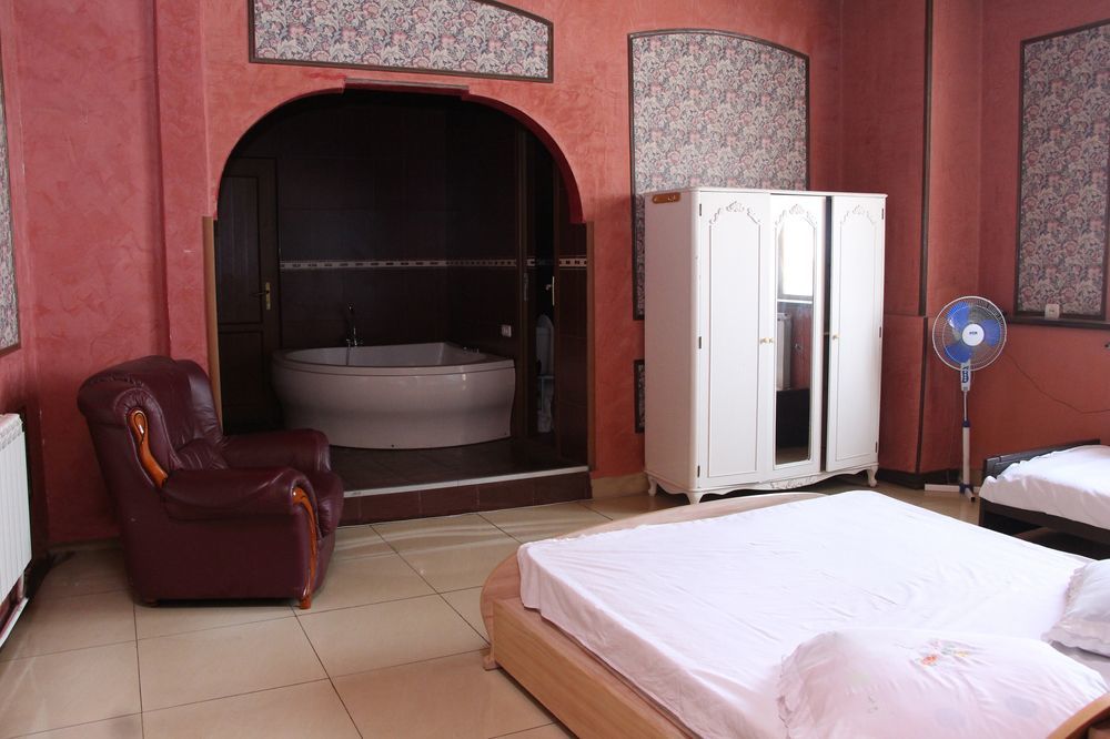 Aratta Hotel Argavand Zewnętrze zdjęcie