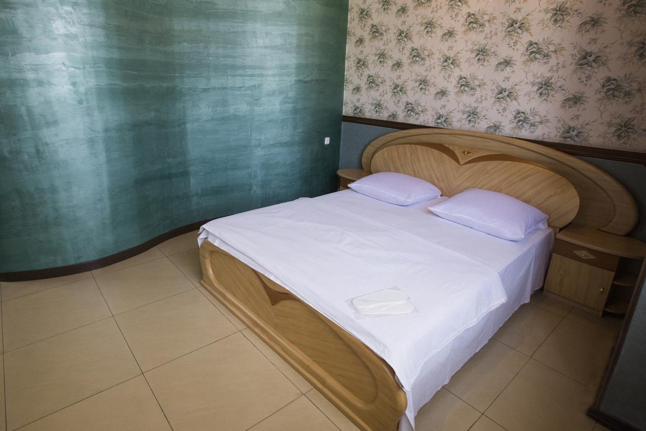 Aratta Hotel Argavand Zewnętrze zdjęcie