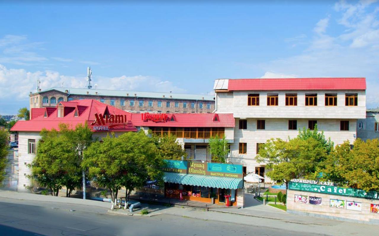 Aratta Hotel Argavand Zewnętrze zdjęcie