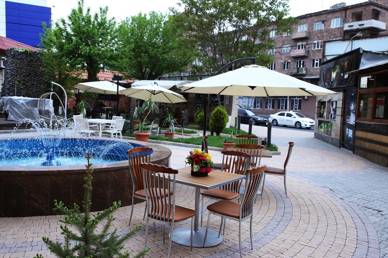 Aratta Hotel Argavand Zewnętrze zdjęcie