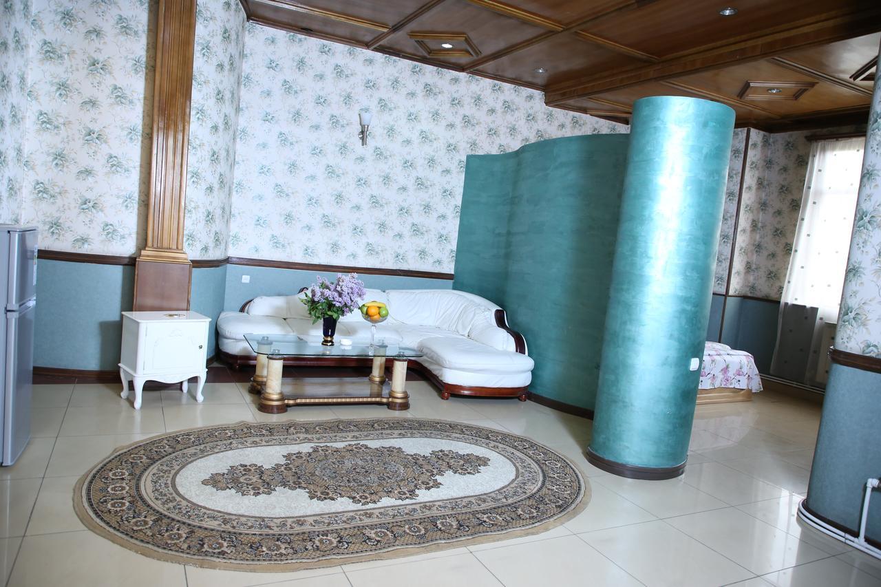 Aratta Hotel Argavand Zewnętrze zdjęcie
