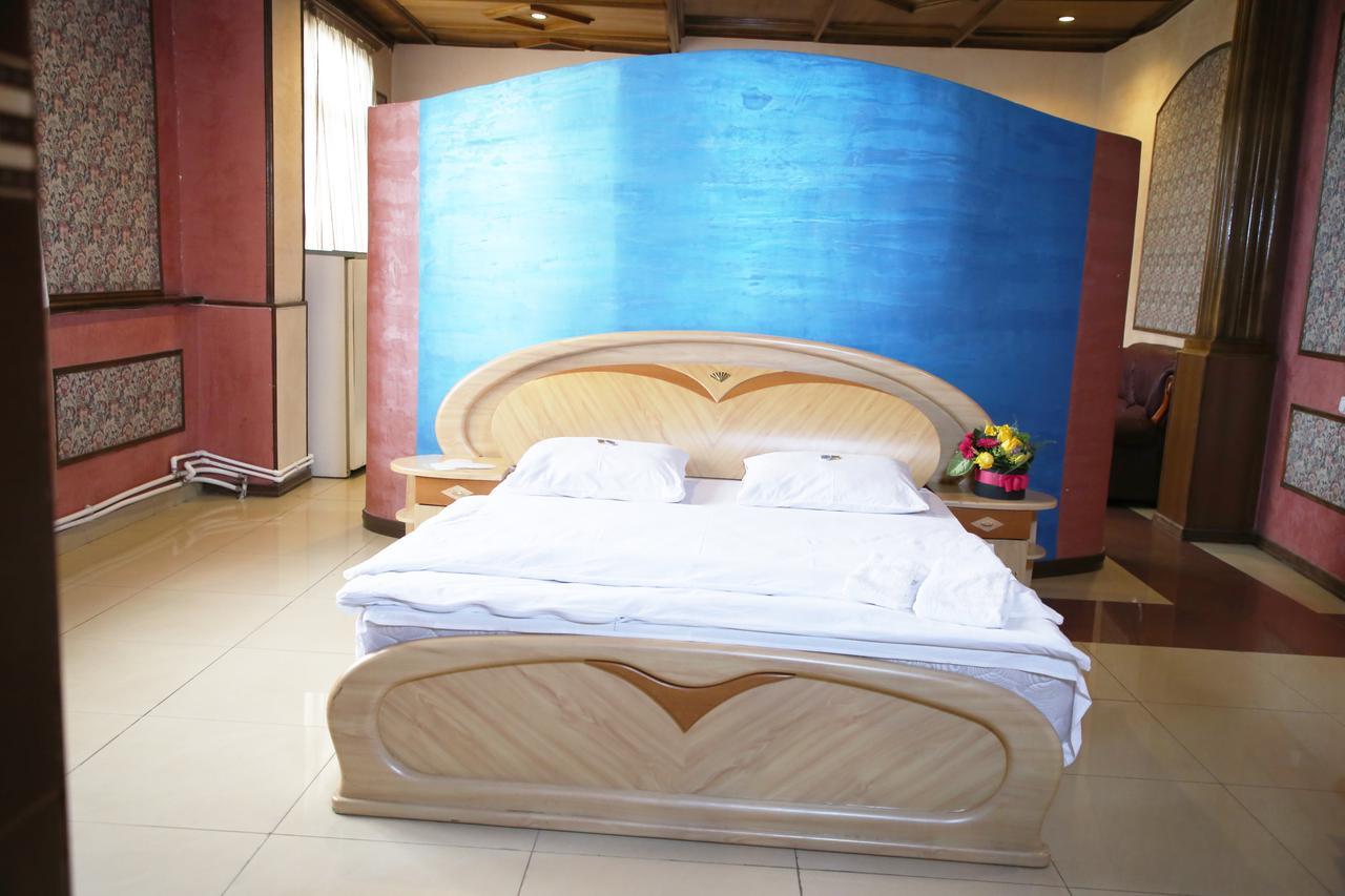 Aratta Hotel Argavand Zewnętrze zdjęcie
