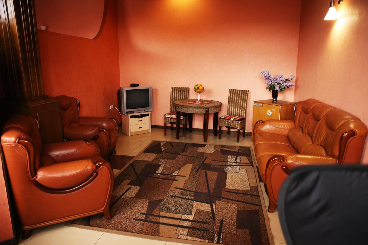 Aratta Hotel Argavand Zewnętrze zdjęcie